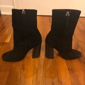 Steve Madden retro heel suede booties